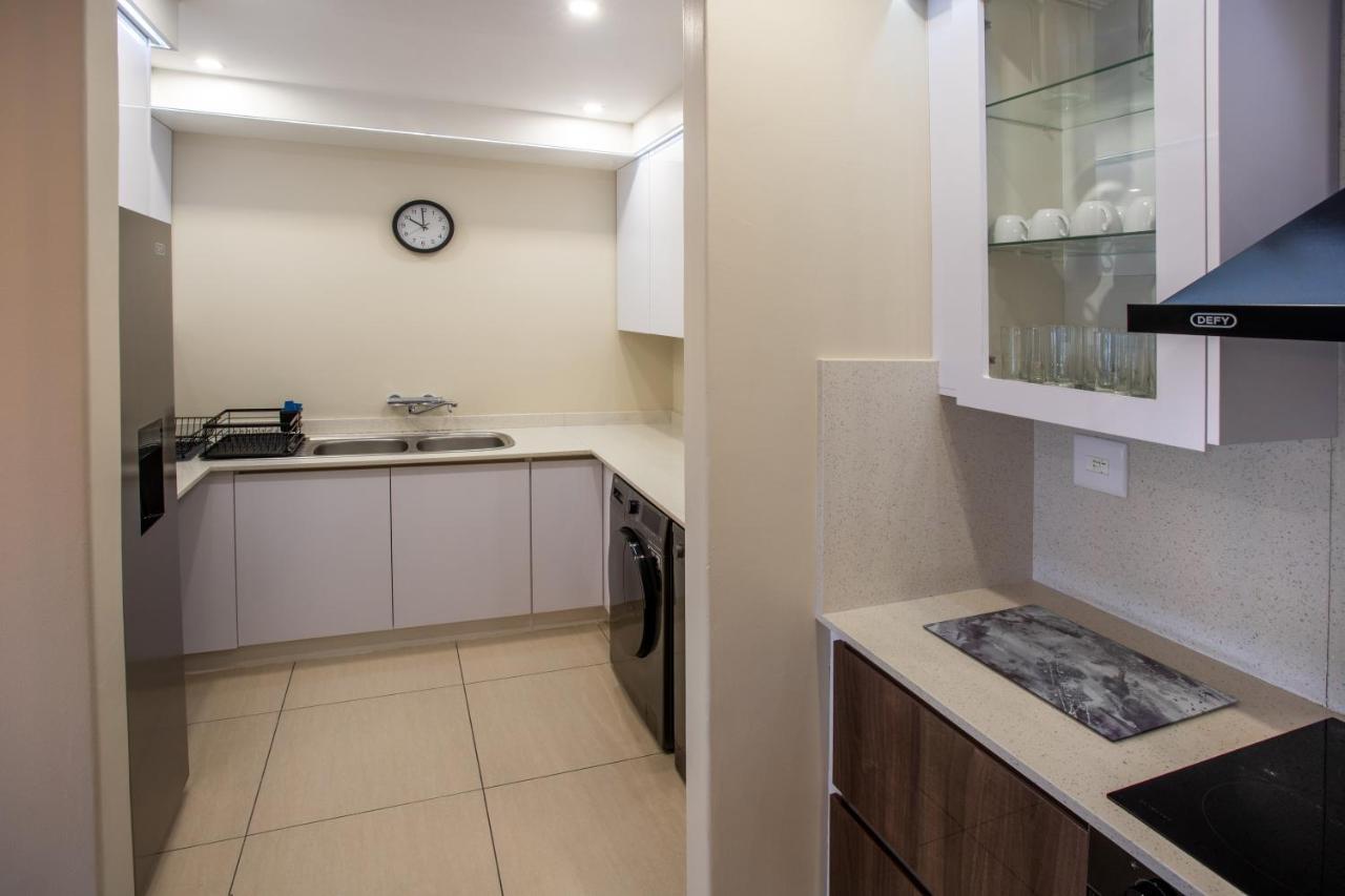 Stay At The Point - Peaceful Plentiful Penthouse Durban Exterior photo